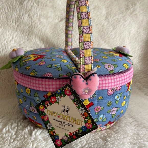 Mary Engelbreit Accessories - Rare Vintage 2001 Mary Engelbreit Flower Hearts Cute Sewing Basket